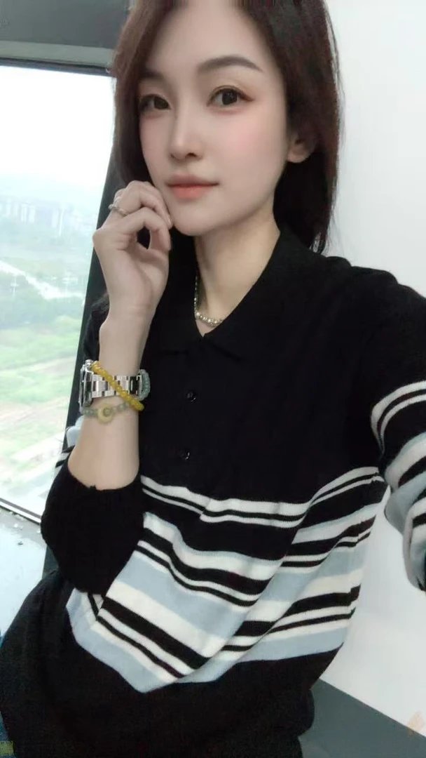 秋冬宽松条纹撞色polo领套头毛衣