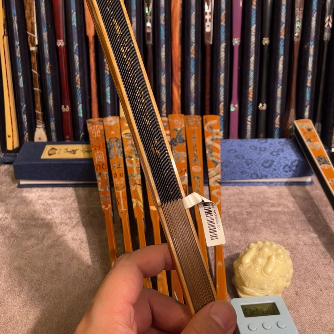 扇子手工制作工艺精湛