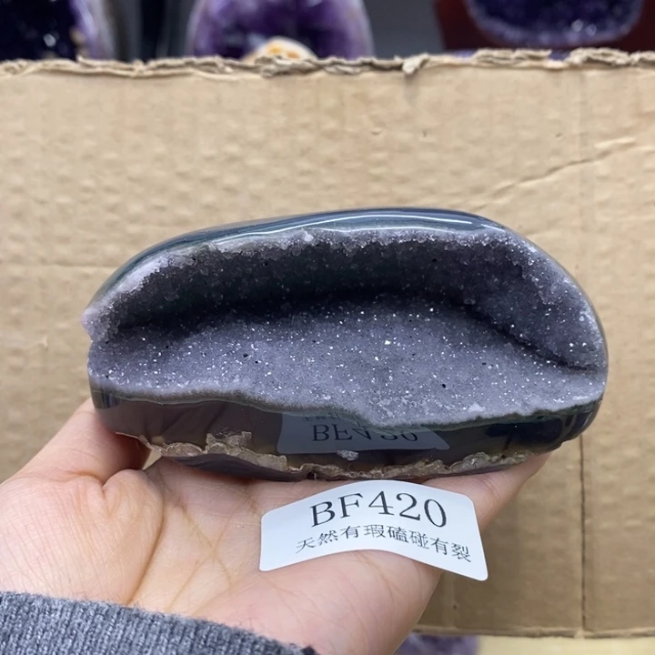 未镶嵌水晶大型摆件（非配饰）