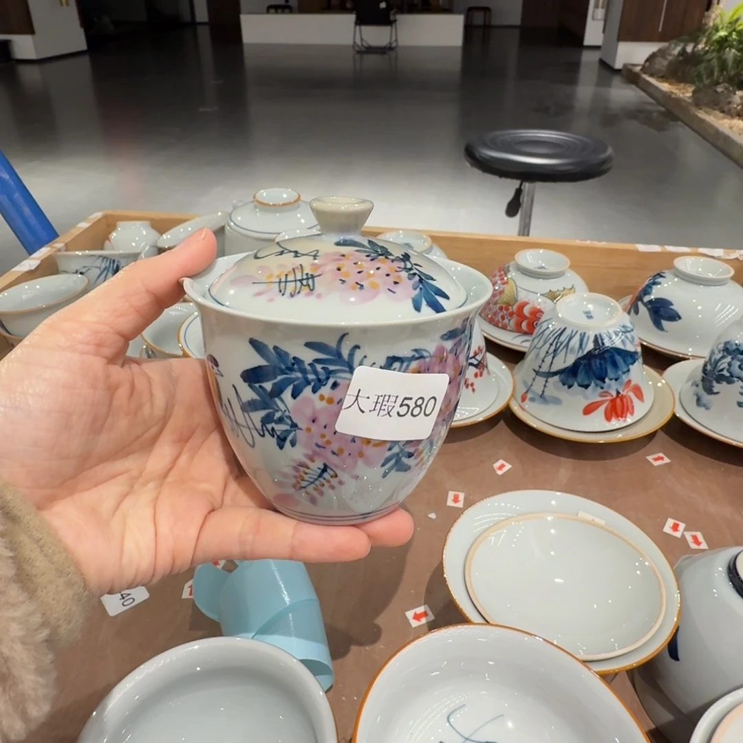 釉下手绘茶具微瑕