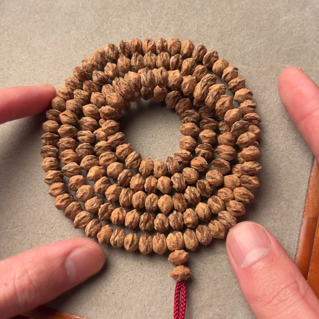 啦***8柏香籽/百香籽吊坠