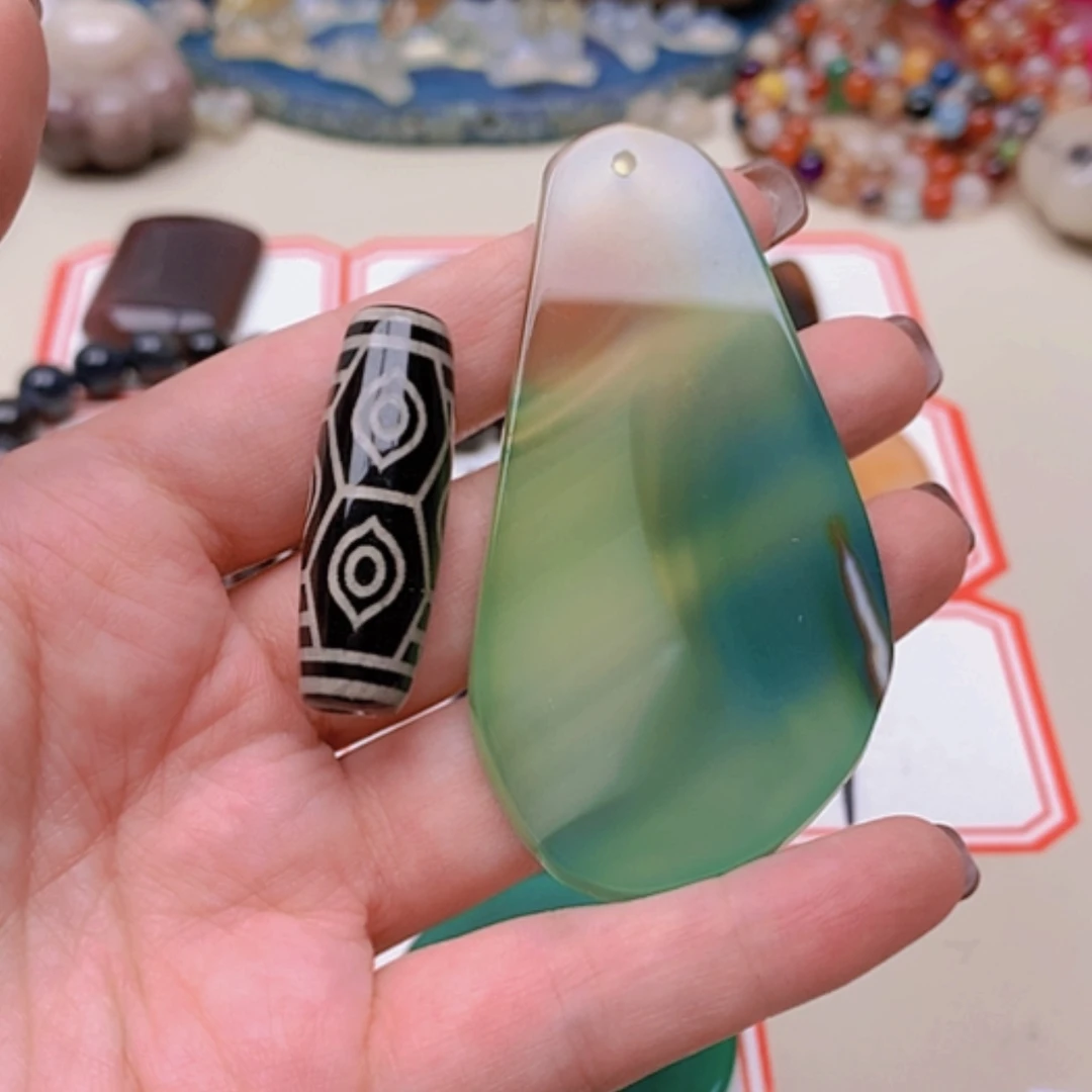 【闪购商品】未镶嵌玛瑙/玉髓珠宝半成品水***?