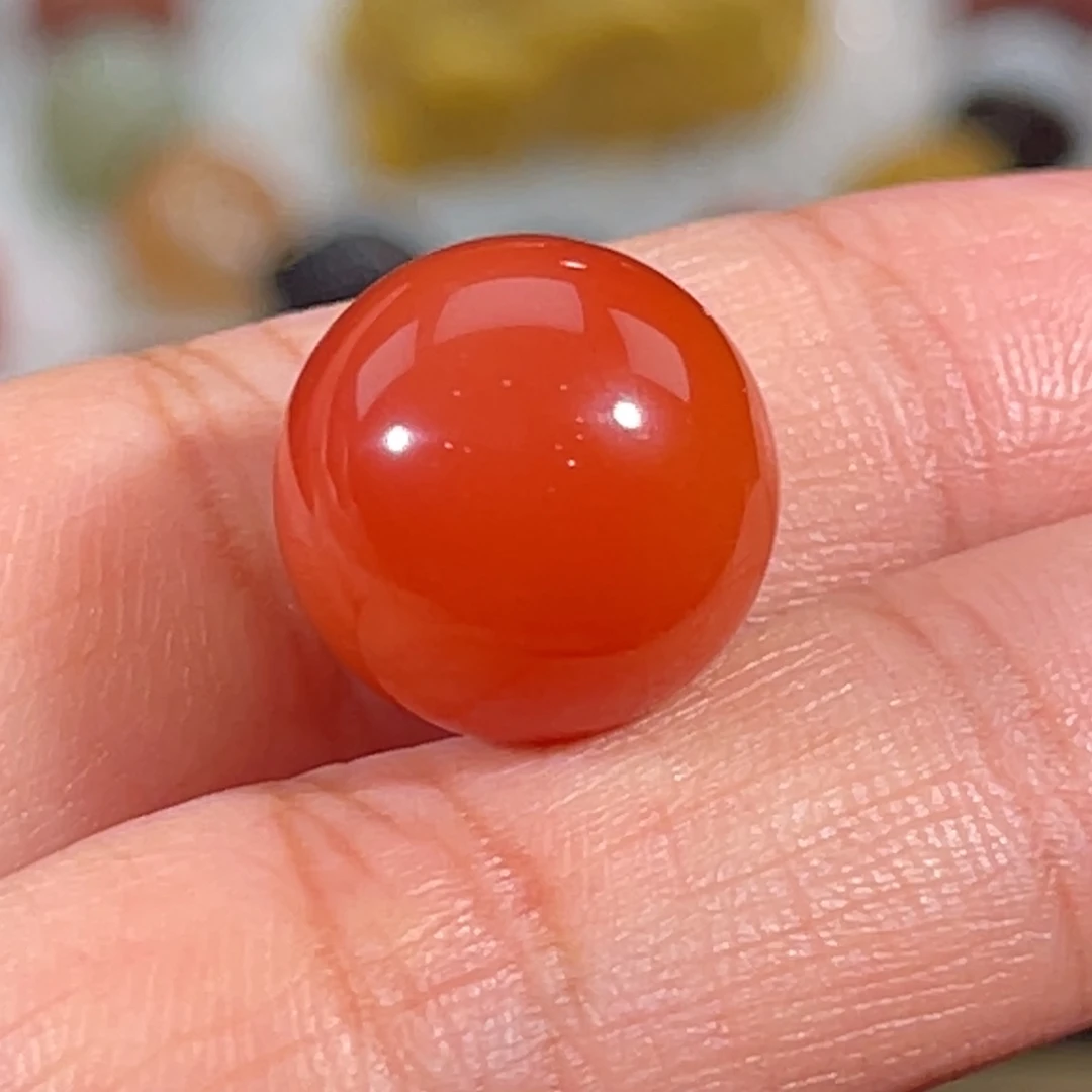 南红玛瑙未镶嵌滴水洞圆珠13.8mm