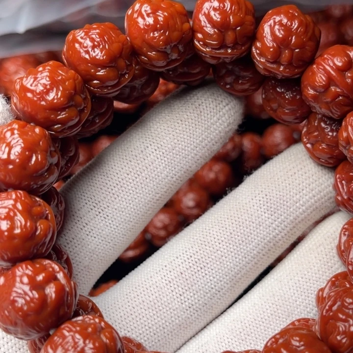 用***6手串猴头核桃蟾王