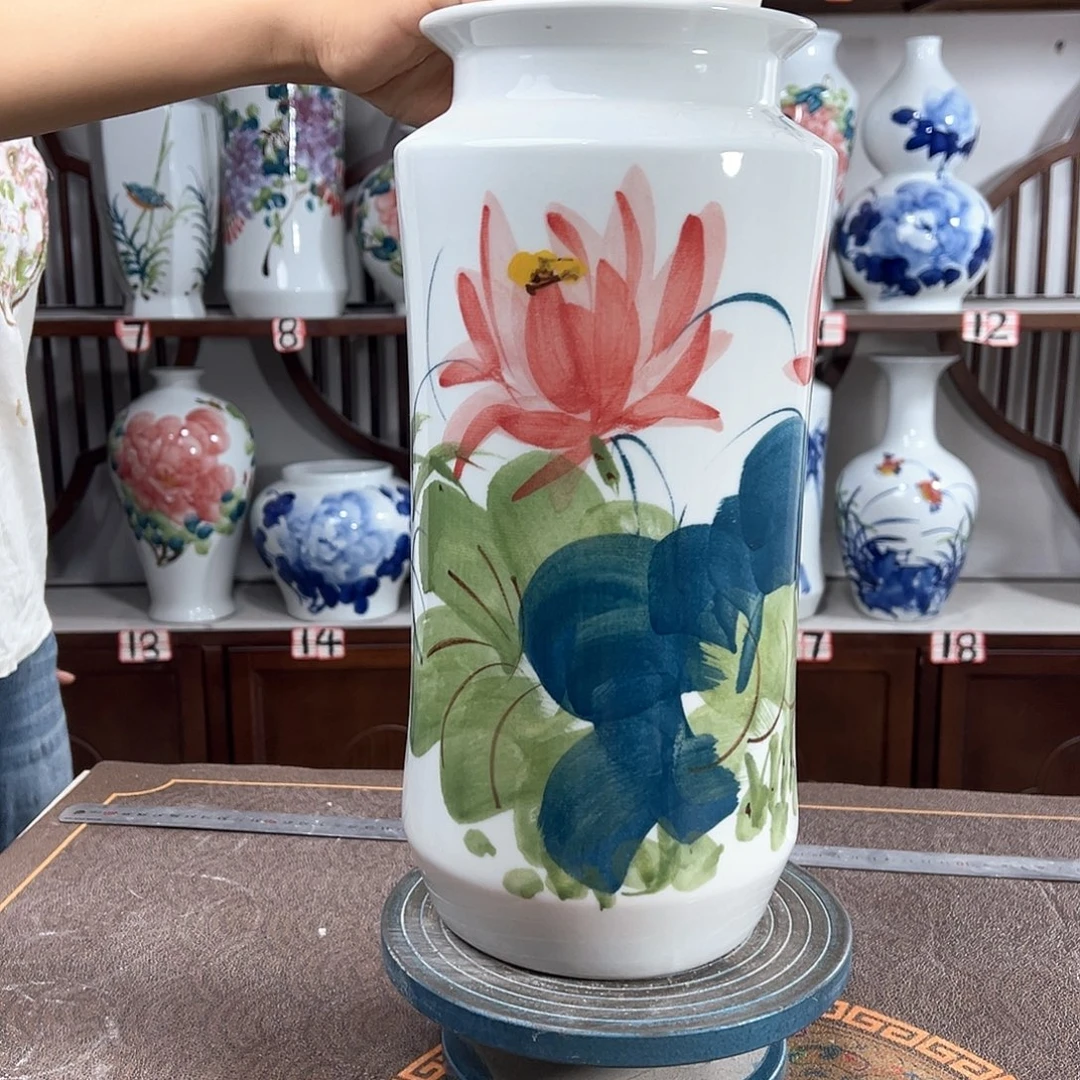 摆件景德镇陶瓷书红花