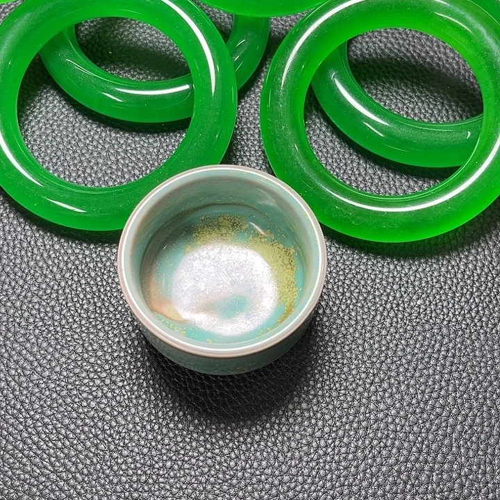 飞***哥瓷片大哥你好啊今天晚上我们