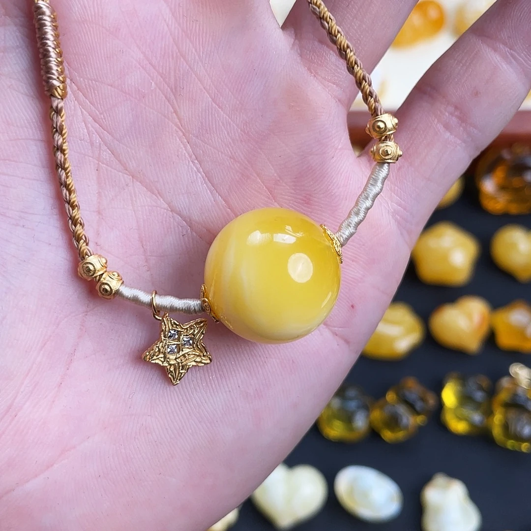 琥珀未镶嵌珠宝奇石