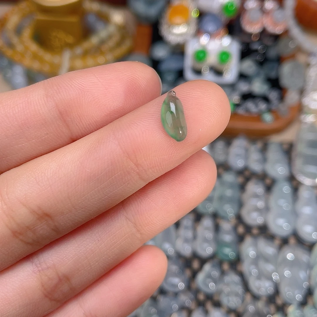 颈饰未镶嵌翡翠天然缅甸A货翡翠