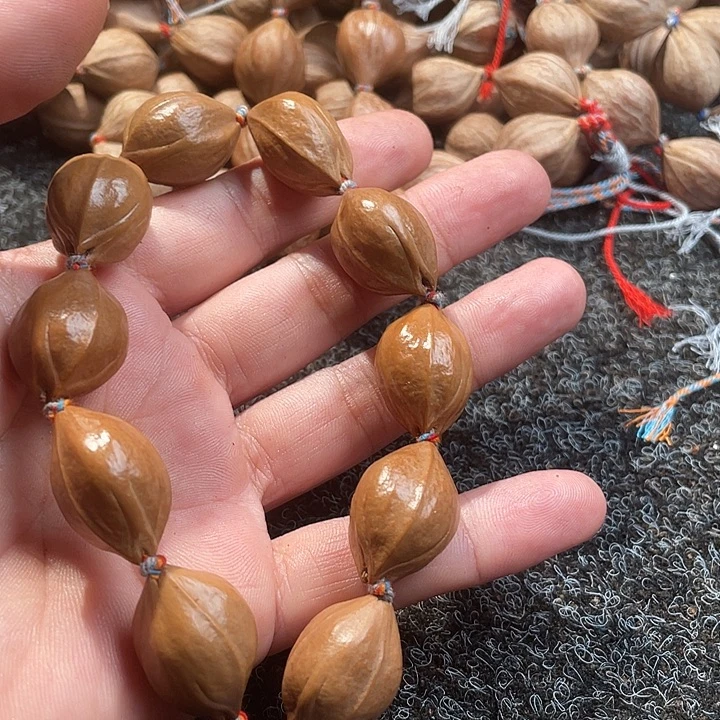 蒙***姐橄榄核吊坠1.7✖️2.6铁核