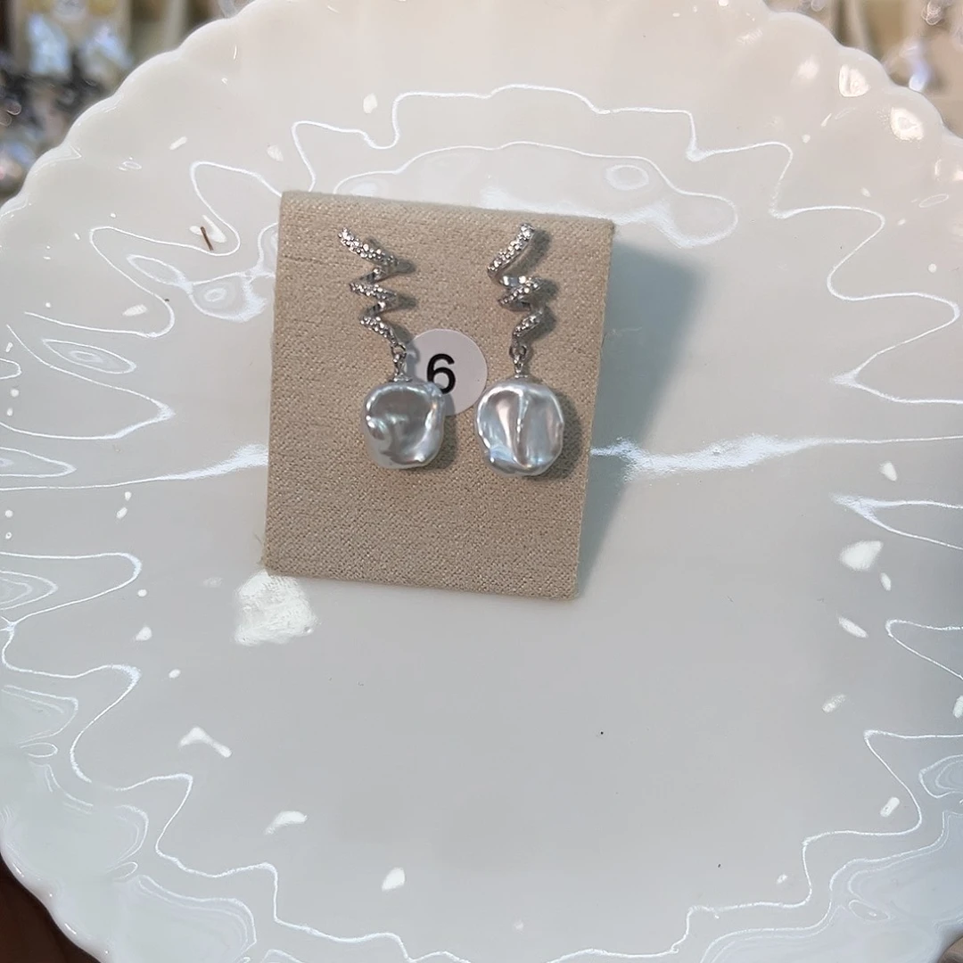 银S925镶嵌淡水珍珠耳饰