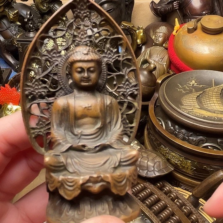 精美铜器批发档口