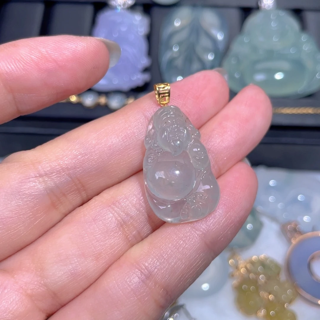 颈饰18K金镶嵌翡翠翡翠