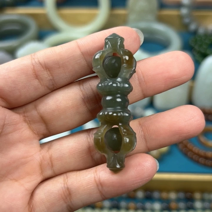 萌***猪和田玉未镶嵌挂件