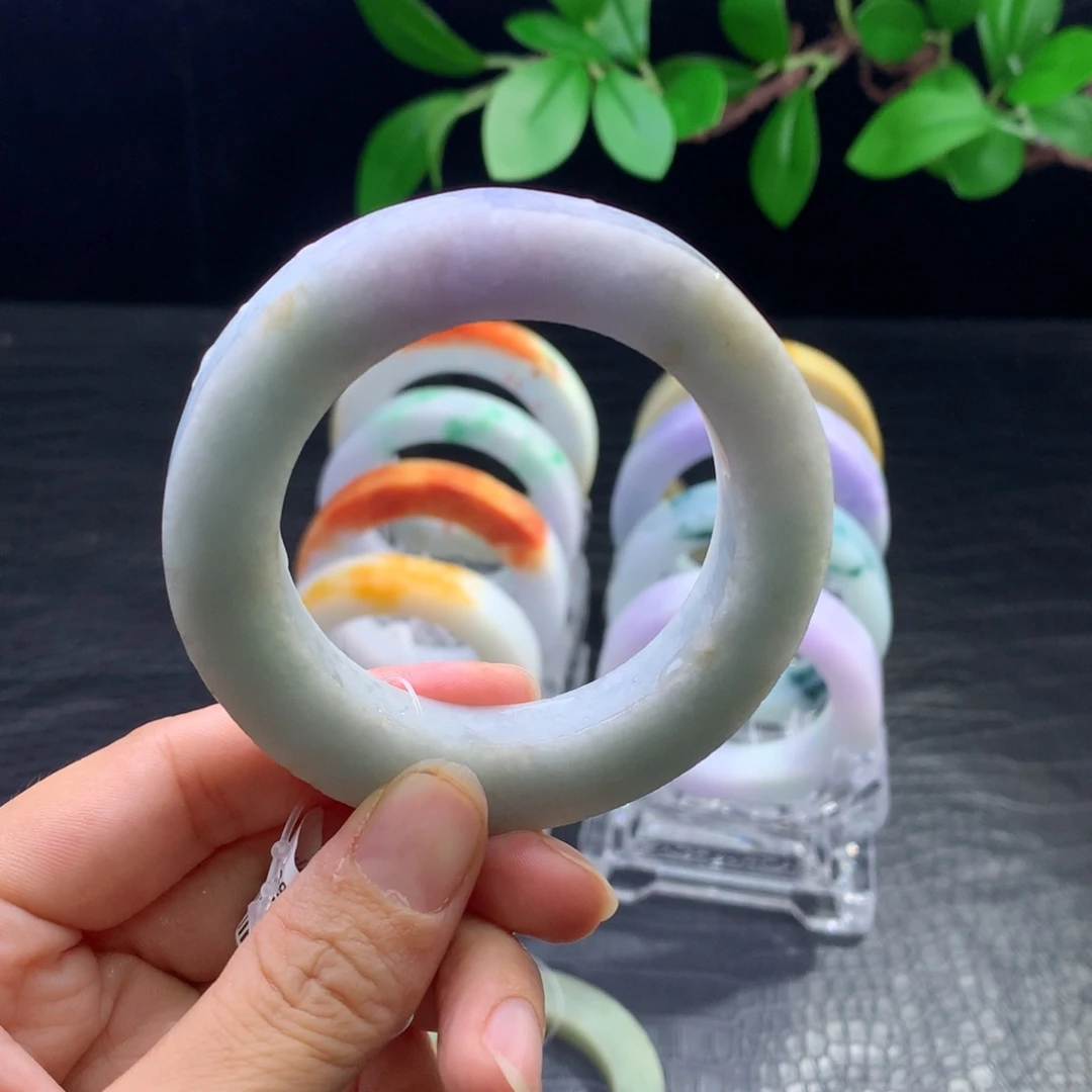 未镶嵌手镯定制翡翠