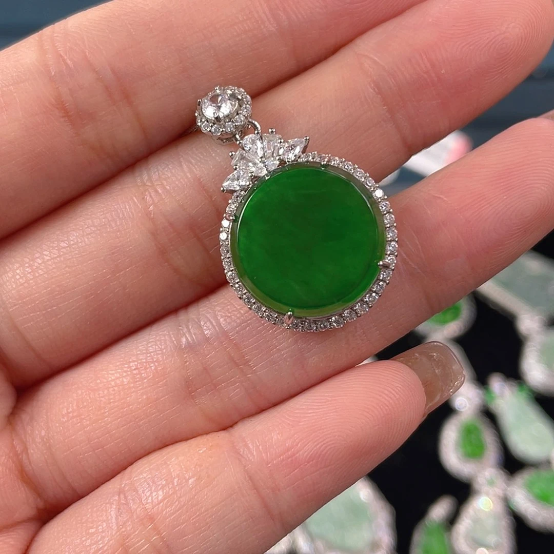 吊坠(赠链)银S925镶嵌翡翠