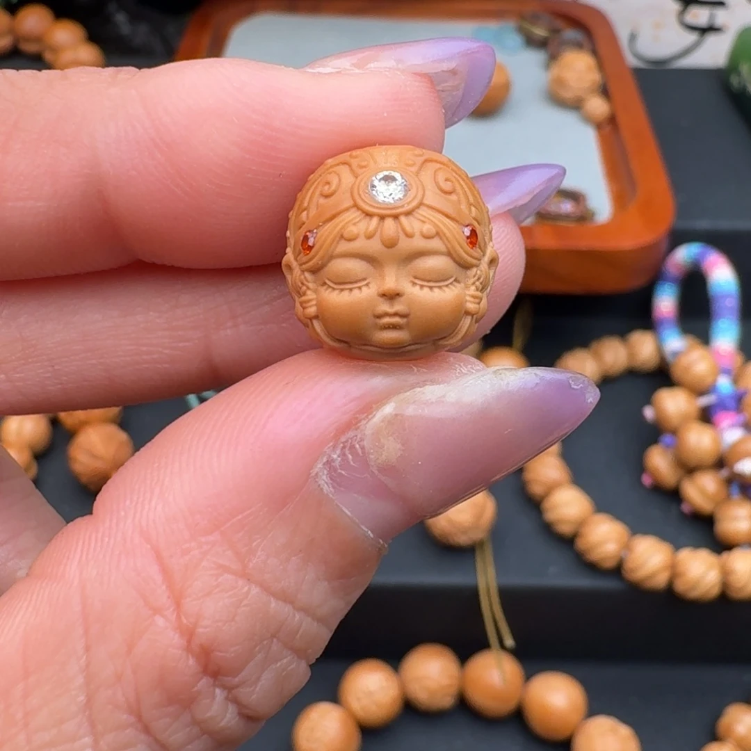 猴头核桃吊坠镶嵌款扎基拉姆单粒