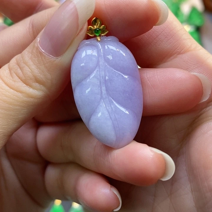 颈饰未镶嵌翡翠吊坠