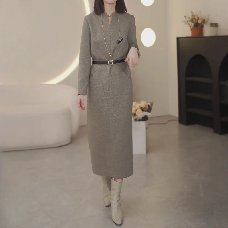 轻奢时尚气质灰色连衣裙2025秋季新款大码女装遮肉宽松显瘦裙子女