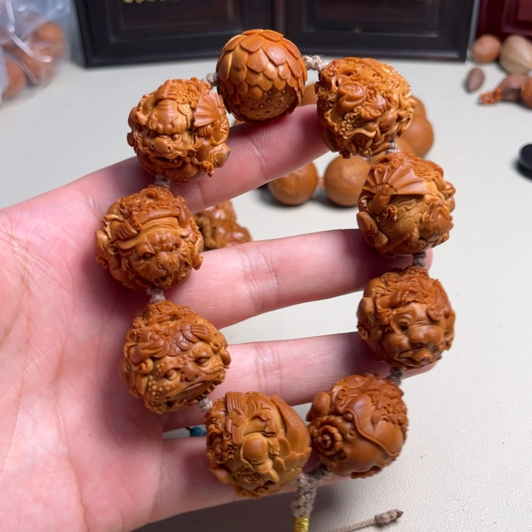 大***超橄榄核吊坠骑兽钟馗