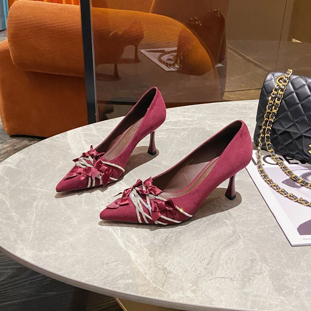 【7公分】2025早春新款法式优雅蝴蝶结水钻绒面浅口细跟高跟鞋