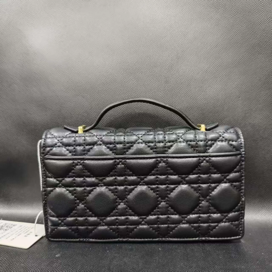 SMVP 高定奢品 时尚潮流真皮新款女包斜挎包蒂 0108 黑色