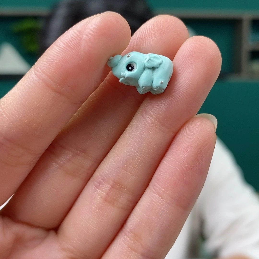 绿松石未镶嵌挂件