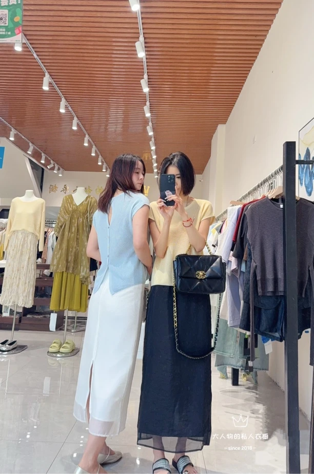 夏日绝美小香风蓝色针织上衣与半身裙搭配套装，高级感满满