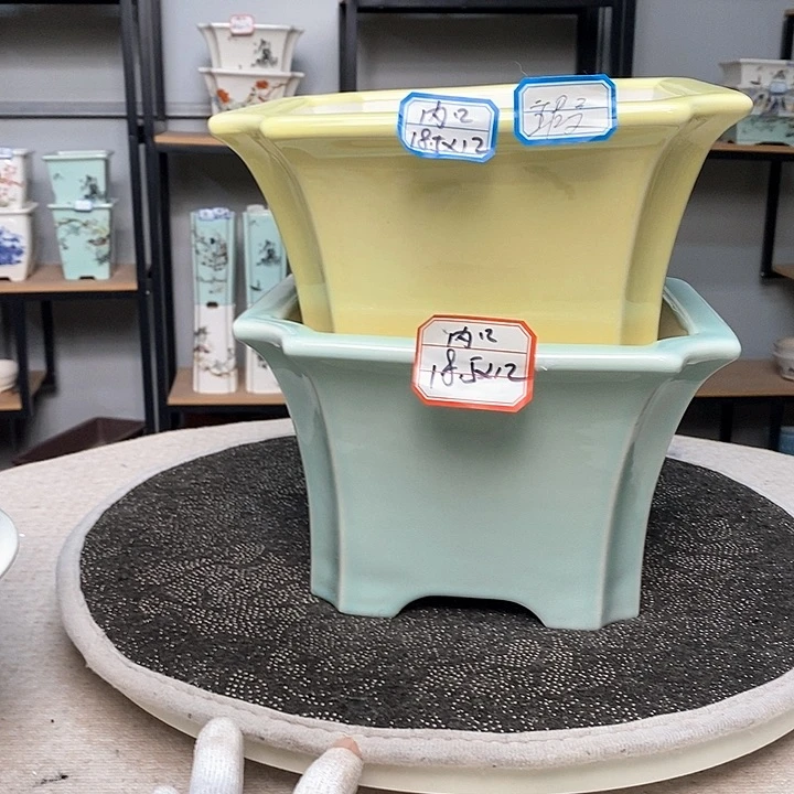 紫砂的花盆很漂亮9