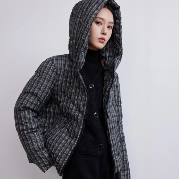 3626#冬季时尚短款格子羽绒服连帽显瘦保暖羽绒外套