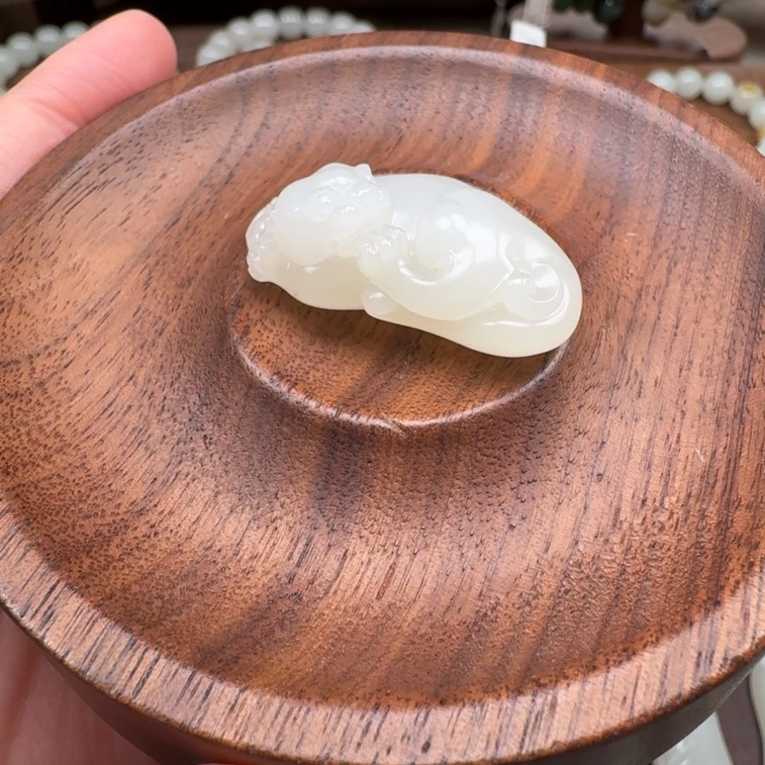 和田玉（子料）未镶嵌颈饰貔貅