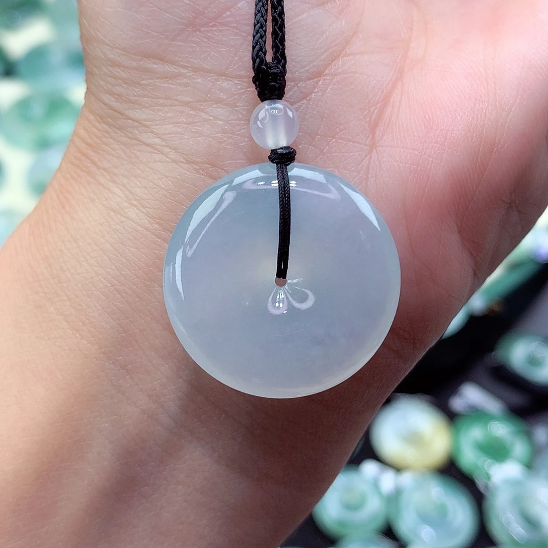 翡翠颈饰未镶嵌?*光68尺寸24.8/5.9