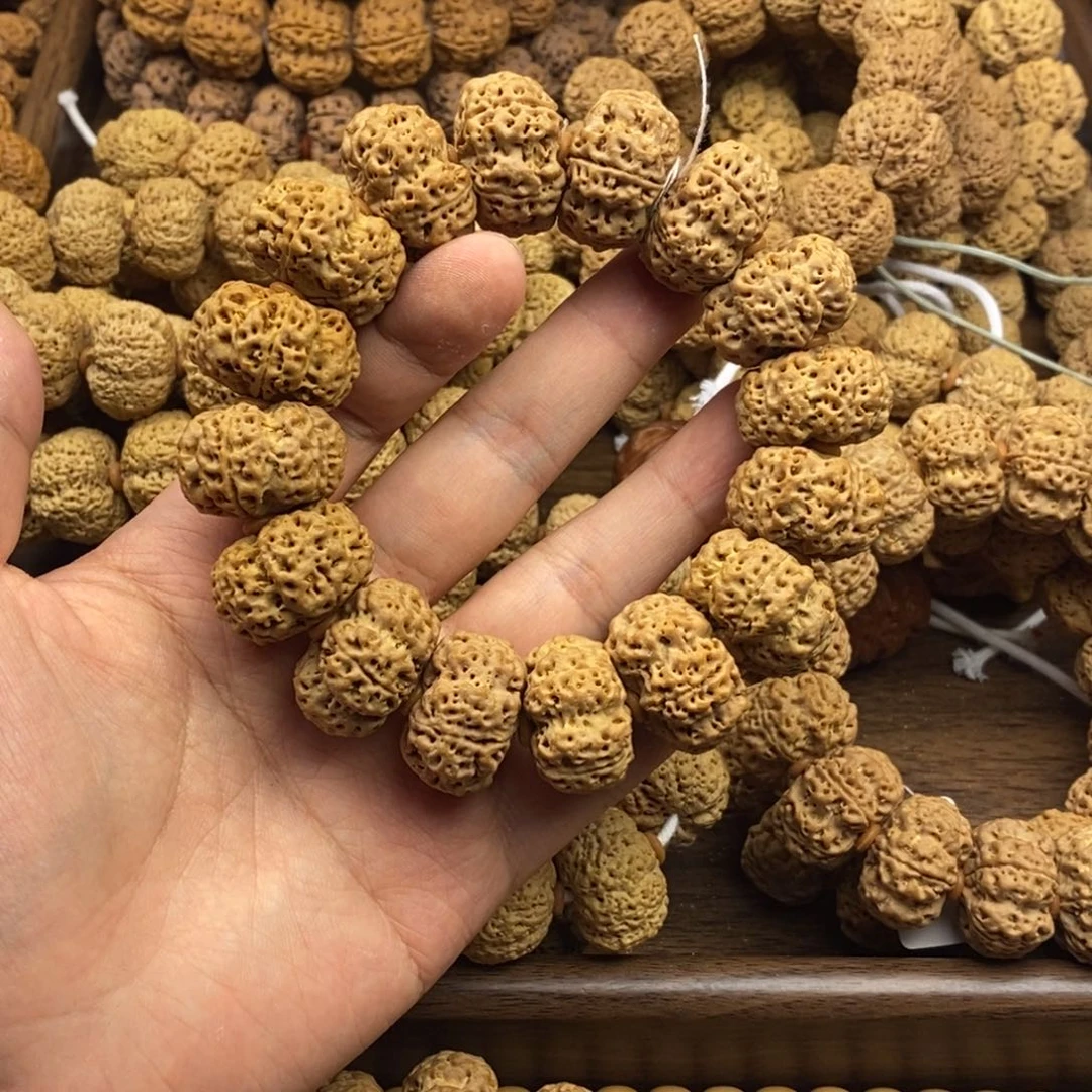 实***听金刚菩提手串矮壮梅花