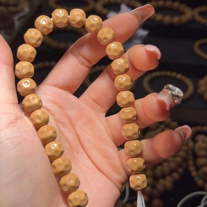 猴头核桃吊坠9+龙岩料奶酪手串全品无瑕无药