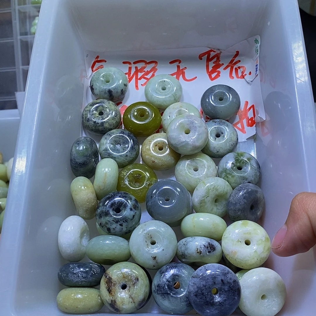 合金蛇纹石玉颈饰198