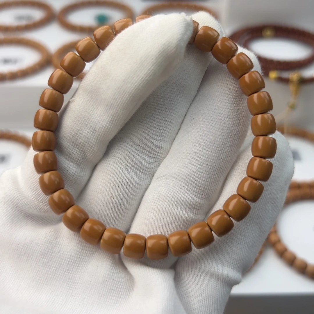 手串橄榄核7.3mm老挝老型（无白）