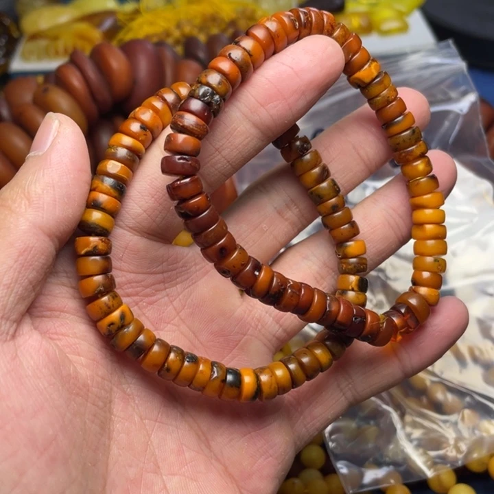 未镶嵌琥珀珠宝奇石