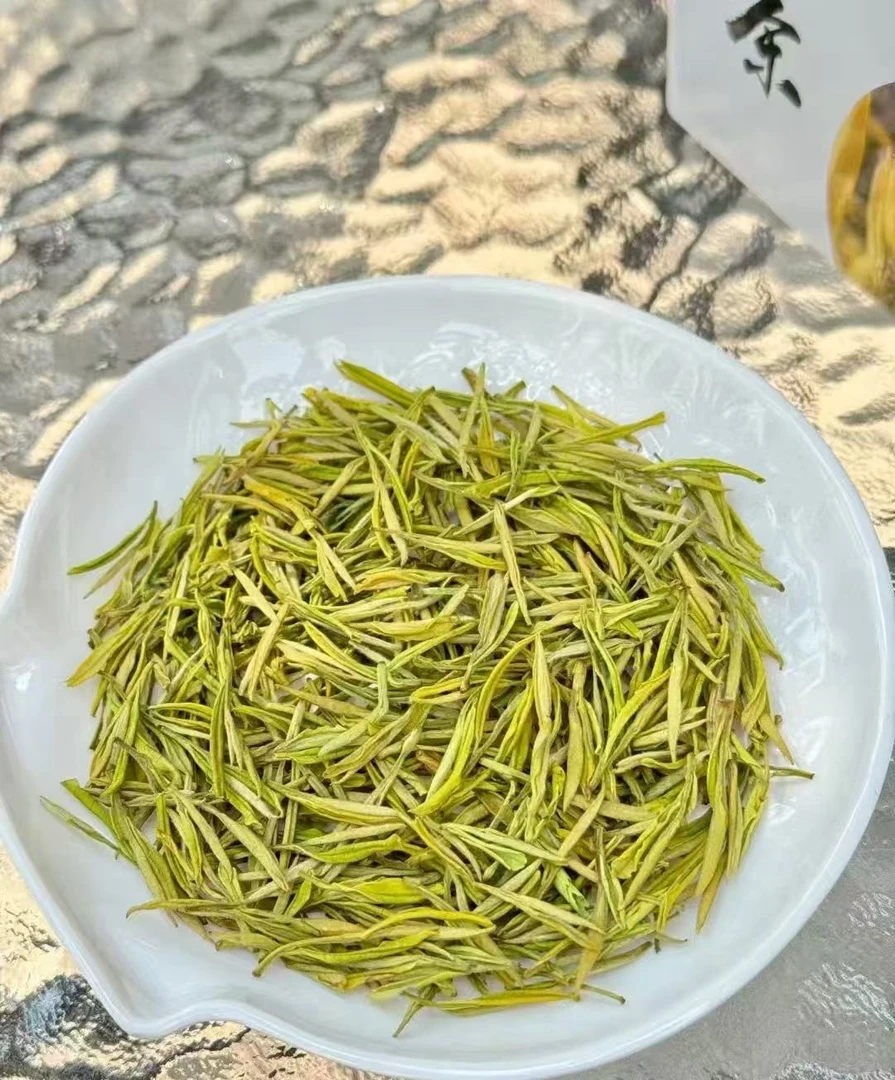 2025年新茶奶白黄金芽