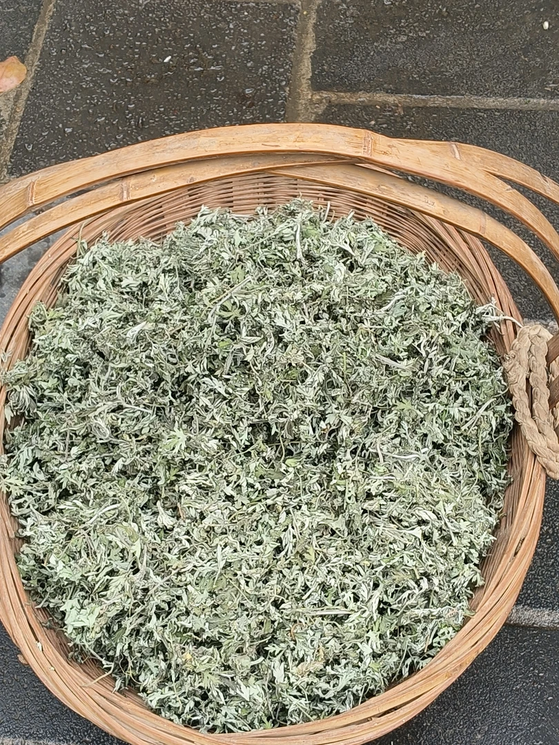深山野生艾叶艾草艾蒿干货泡脚泡澡月子洗头驱蚊艾灸