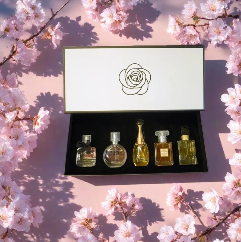 正品热门香水15ml*5支 粉邂逅 真我 自由之水 可可 反转巴黎