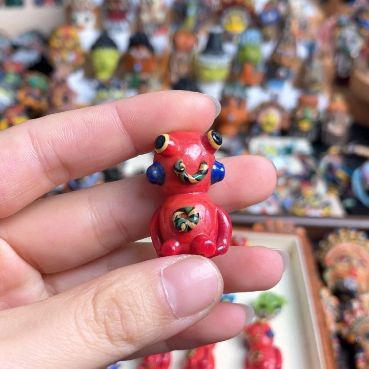 青蛙1只，不退不换，介意勿拍