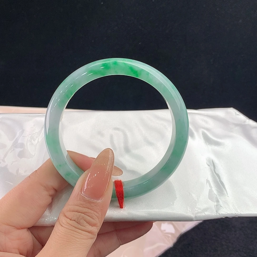 【闪购商品】未镶嵌手镯翡翠正59
