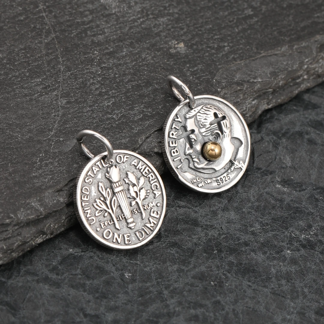 吊坠925银 暗黑风马戏团小丑笑脸吊坠男女款银币链坠圆牌挂件