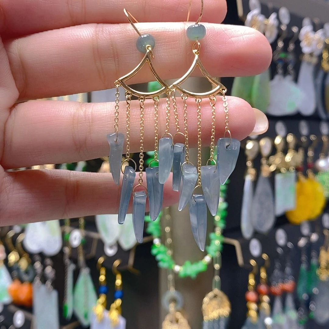 未镶嵌翡翠耳饰翡翠