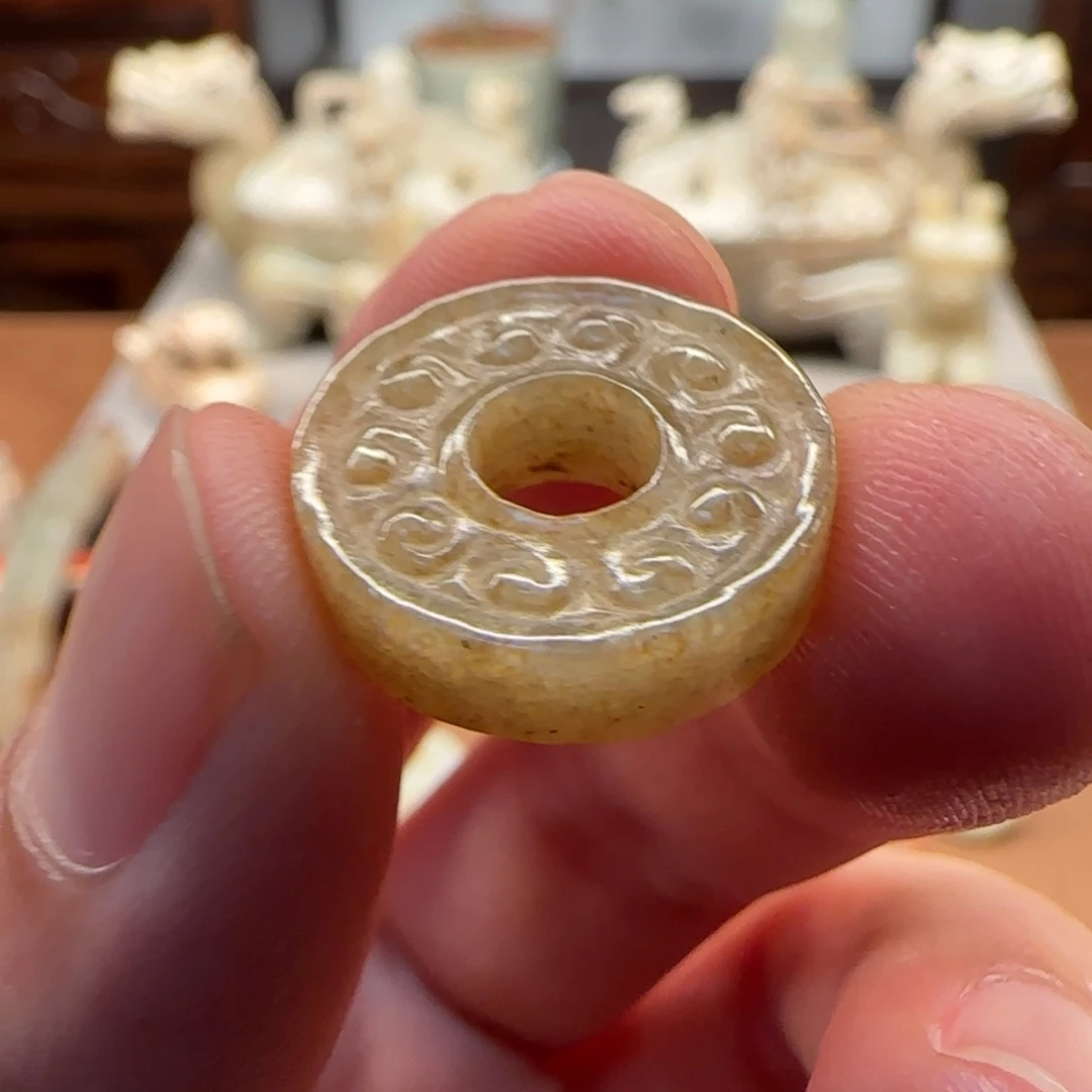 和田玉未镶嵌挂件物*