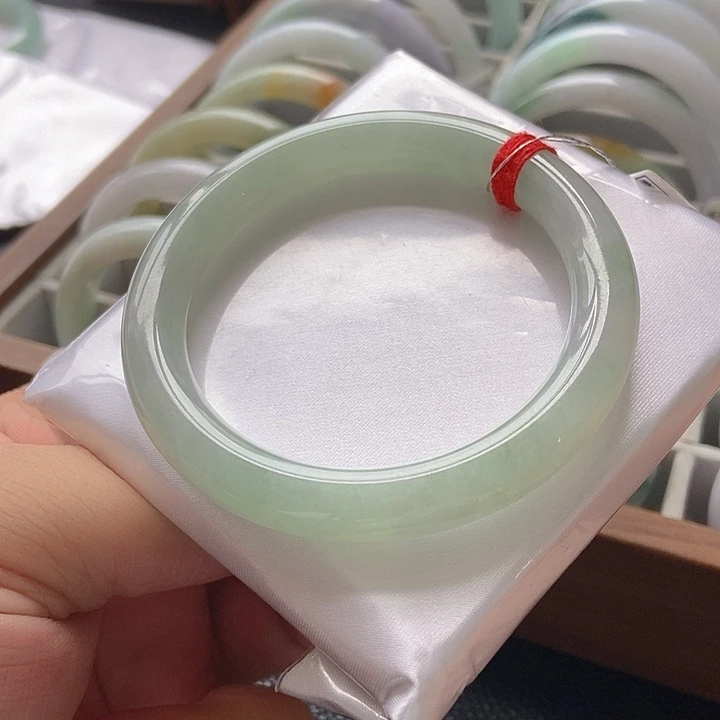 翡翠未镶嵌手镯x3