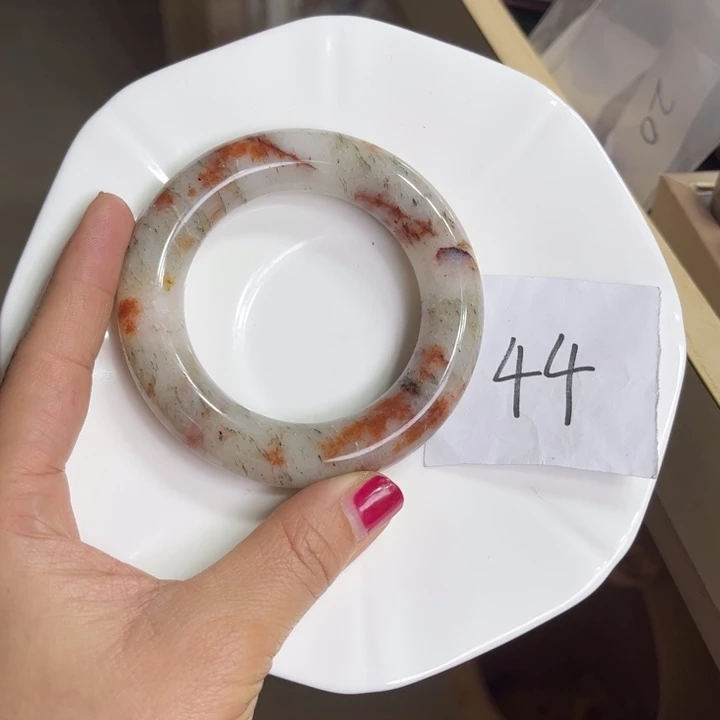 石英质玉微瑕54.7未镶嵌