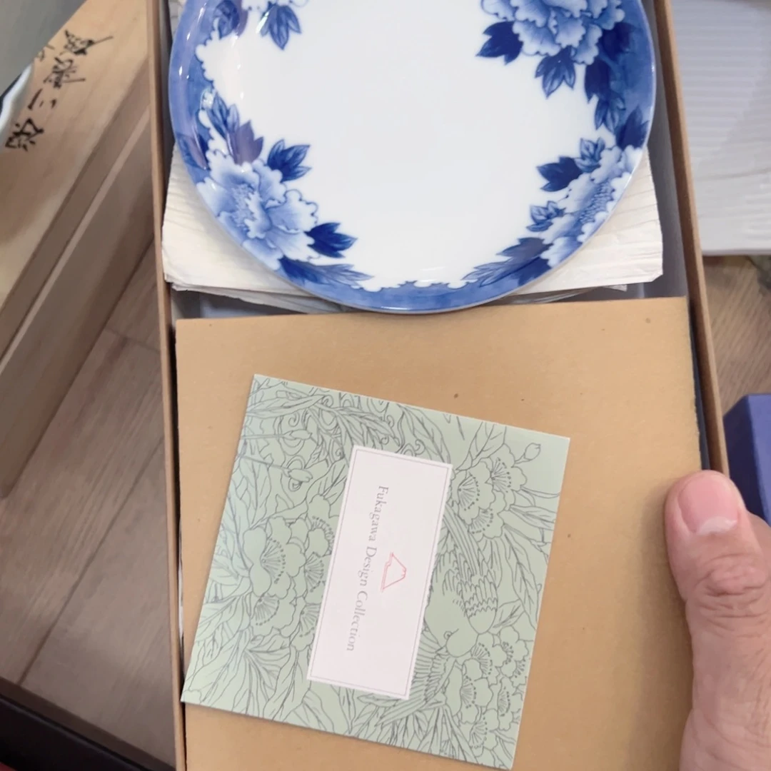 瓷片哈哈哈我也是很喜欢的呢