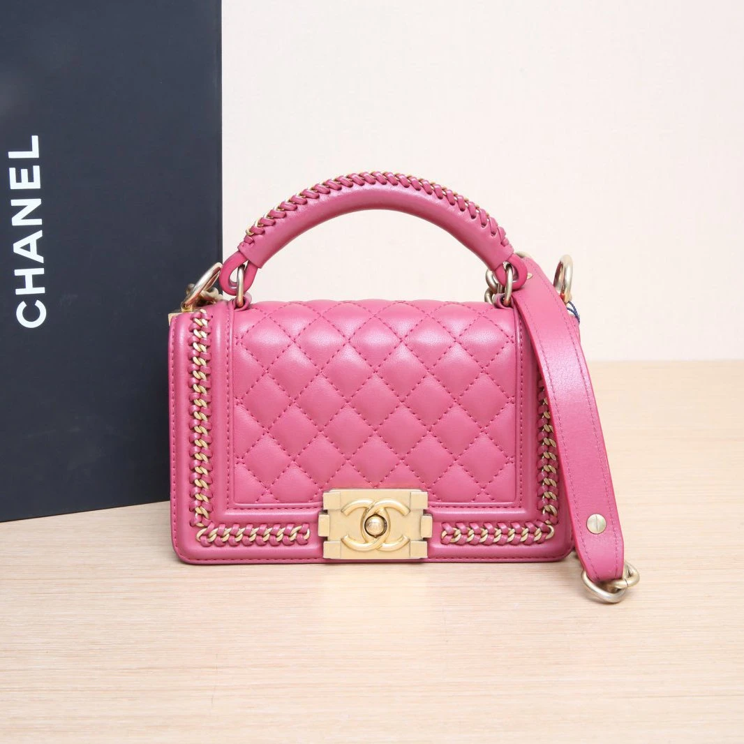 95新 Chanel/香奈儿 小花双双 Leboy 小号 玫红 26开 萨尔茨堡