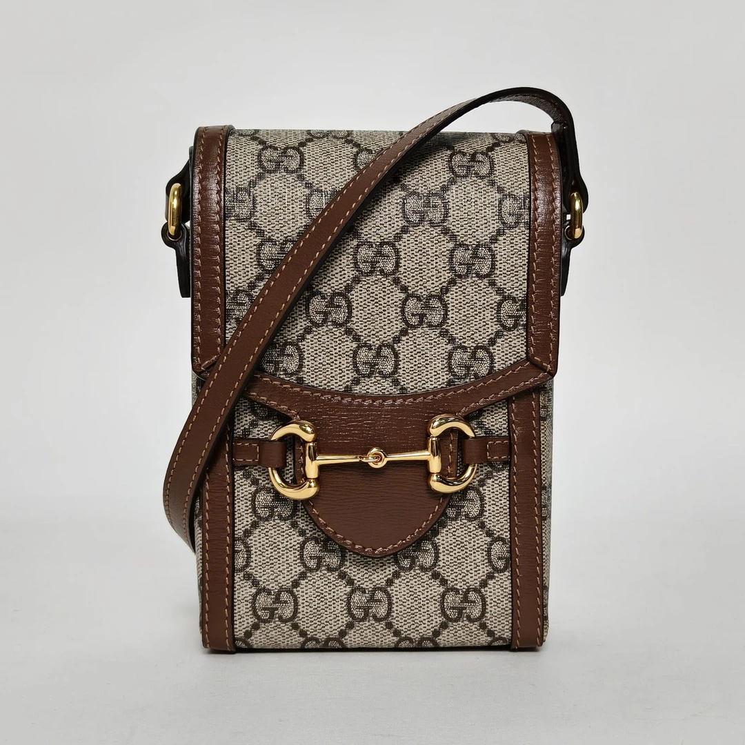 95新 GUCCI/古驰 【娇】马衔扣三角插扣 手机包乌木色 PVC 518979