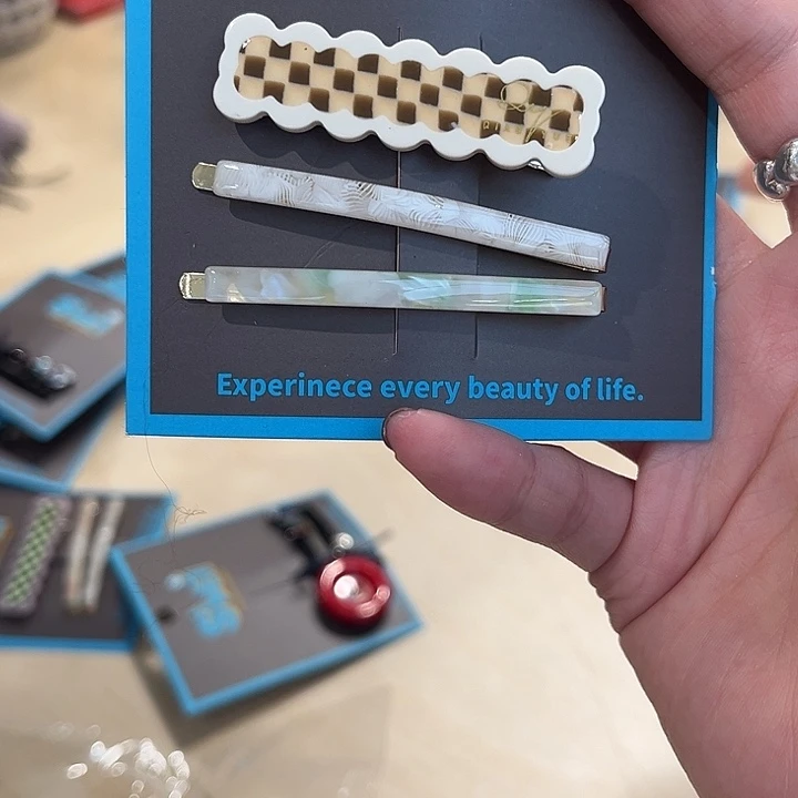 布艺铁合金鸭嘴夹